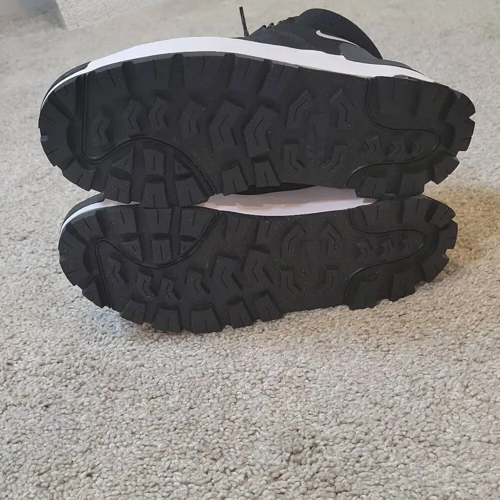 Nike Women's City Classic Boot Shoes Sneakers Size 9.5